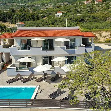 Villa Dispet Kastela Exterior photo